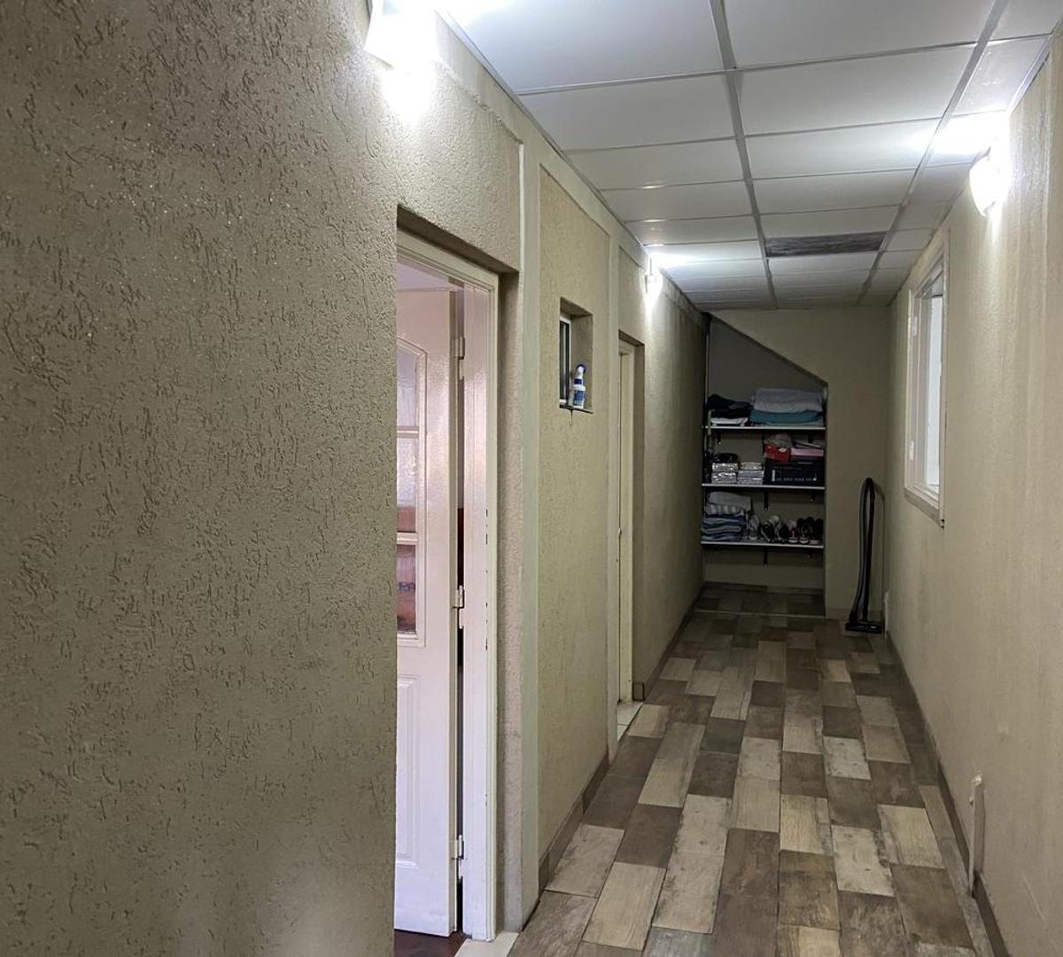 Foto de Establecimiento industrial - Deposito - Hurlingham, imagen 4