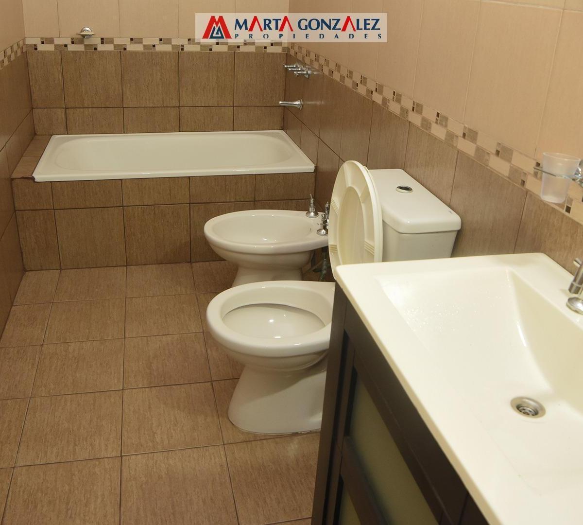 Venta 2 Ambientes con cochera Villa Sarmiento