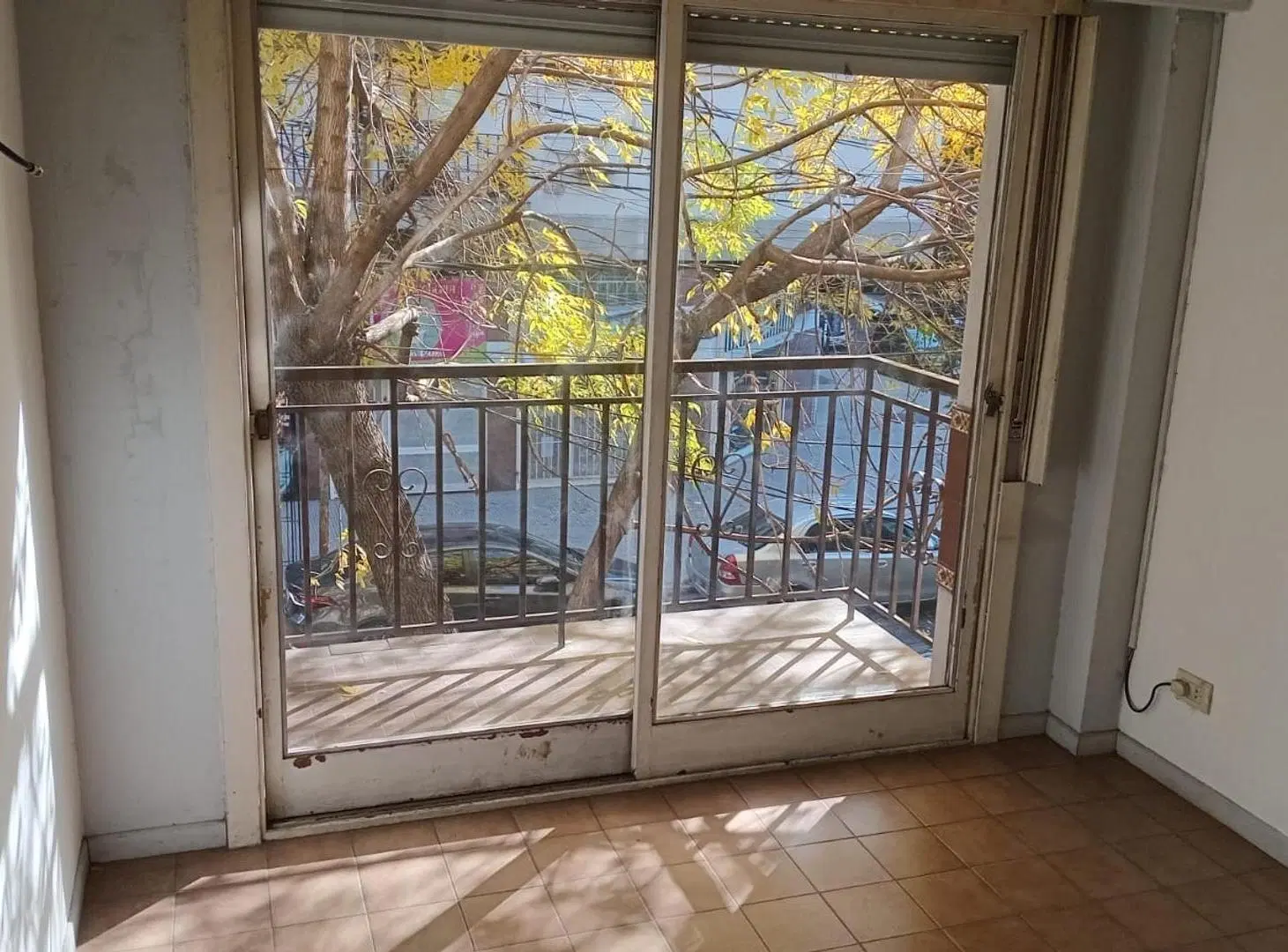 ramos mejia norte, dos ambientes al frente con balcon 5