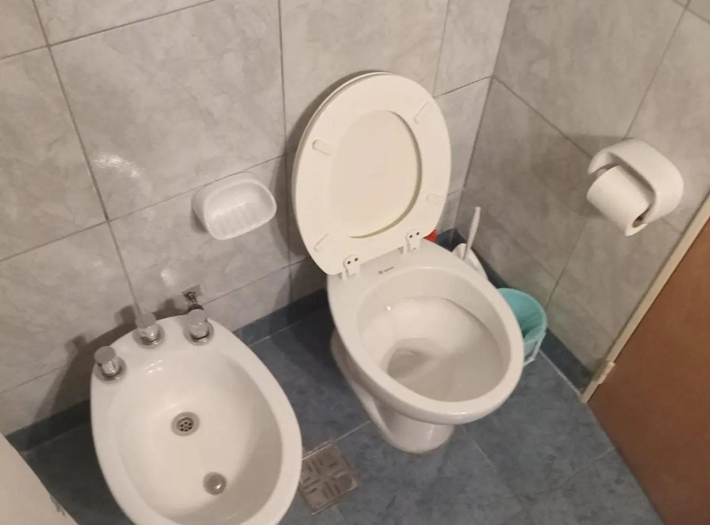 Ramos Mejia norte depto. de cuatro ambientes con cochera 4