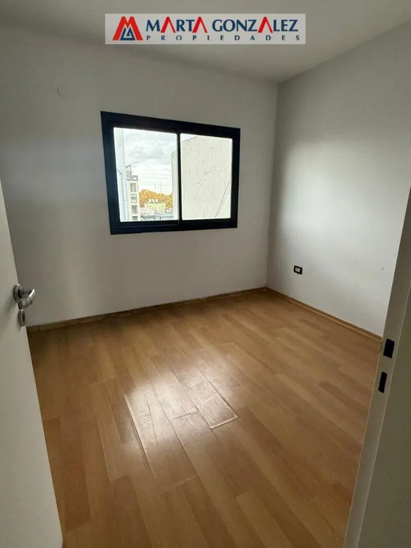 Departamento en alquiler 2 ambientes 4