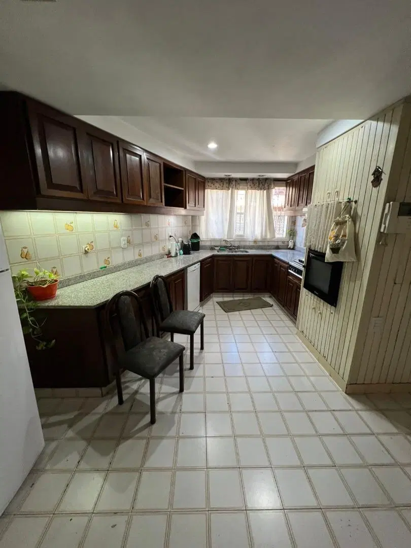 CASA 4 AMBIENTES ZONA WARD 1
