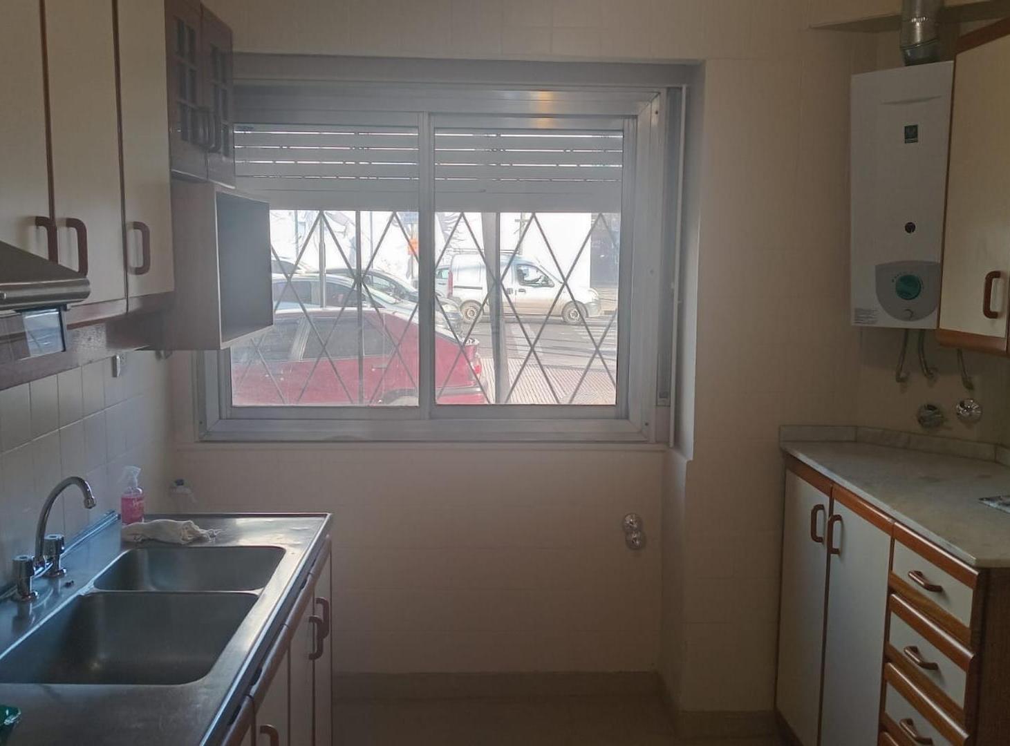 Foto de villa sarmiento, dos ambientes en planta baja al frente, imagen 1