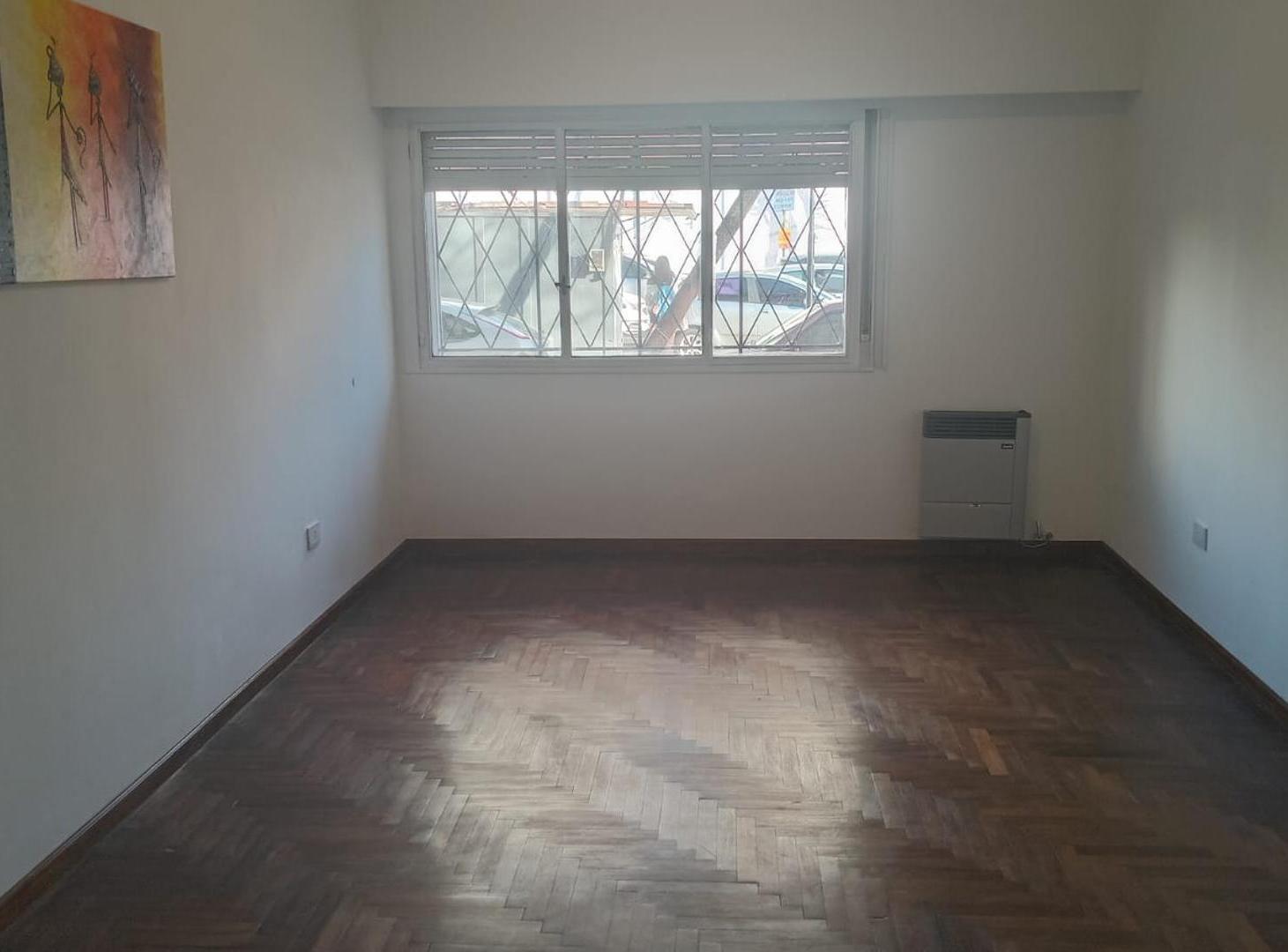 Foto de villa sarmiento, dos ambientes en planta baja al frente, imagen 3