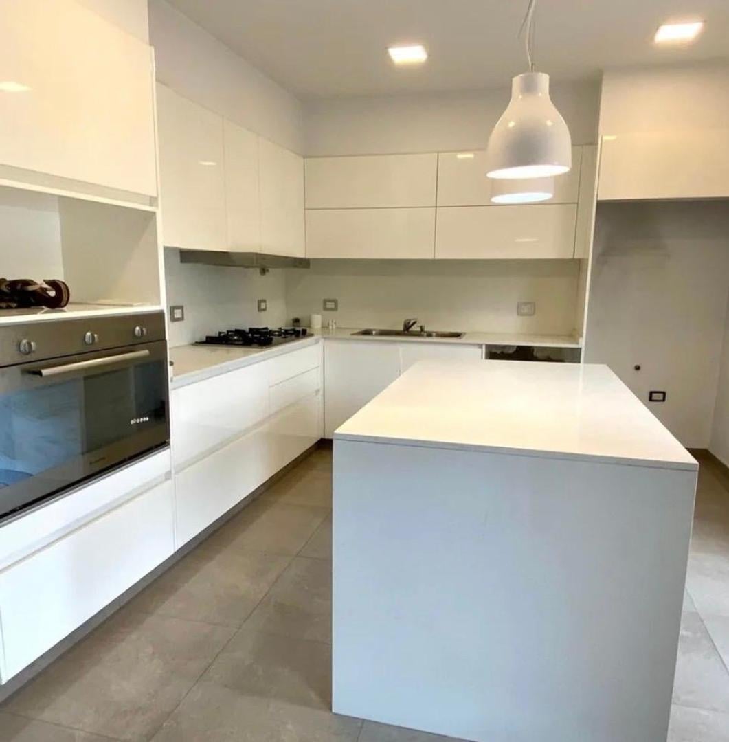 Foto de VILLA SARMIENTO CASA CINCO AMBIENTES EN ALQUILER C PISCINA, imagen 5
