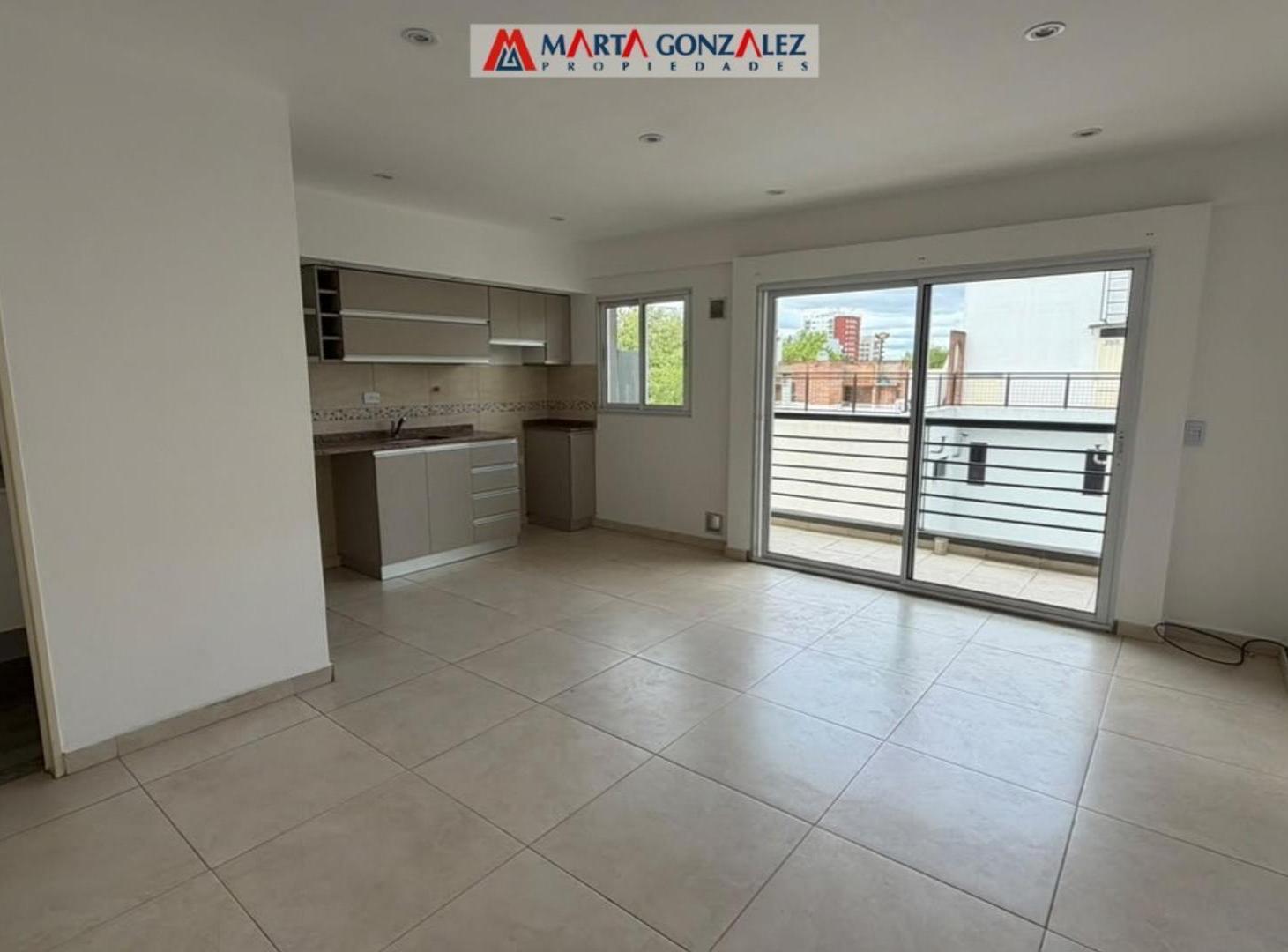 Foto de Departamento de 2 ambientes en alquiler en Ramos Mejía, imagen 3