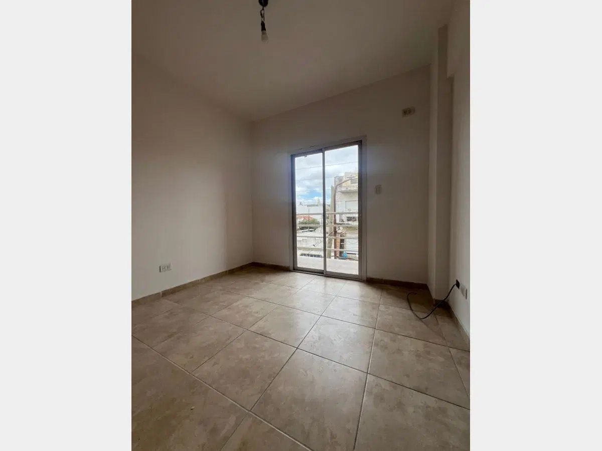 Departamento en Venta en Ramos Mejia 3