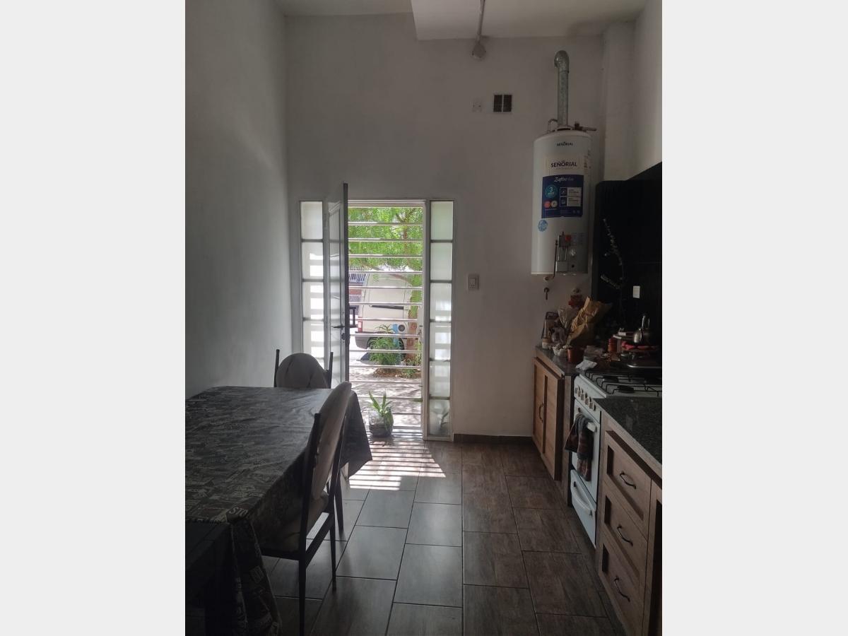 Foto de Casa en Venta en Ramos Mejia, imagen 2