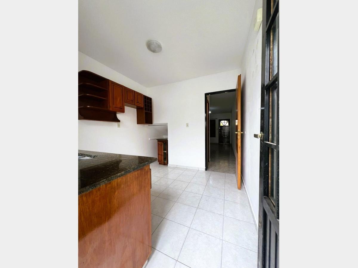 Foto de PH en Venta en Villa Luzuriaga, imagen 5