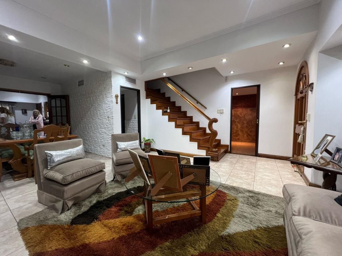 Foto de Chalet en Venta en Ramos Mejia, imagen 3