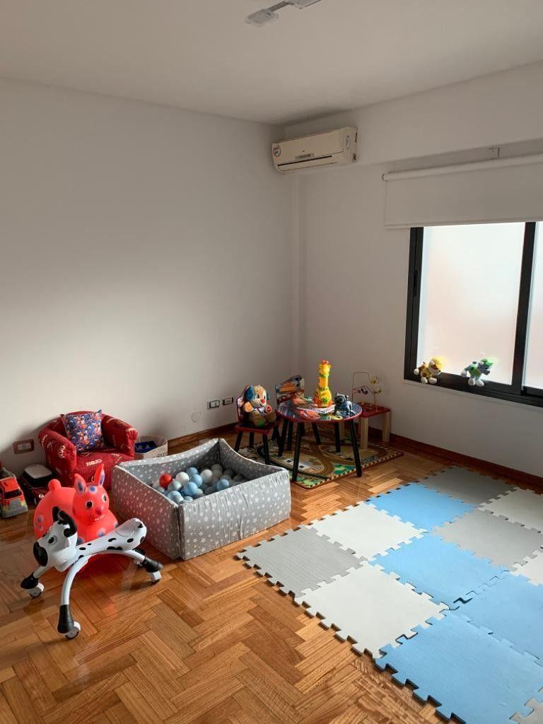 Foto de *IMPORTANTE CHALET DE 5 AMB. (4 DORMITORIOS + ESCRITORIO) SOBRE LOTE DE, imagen 5