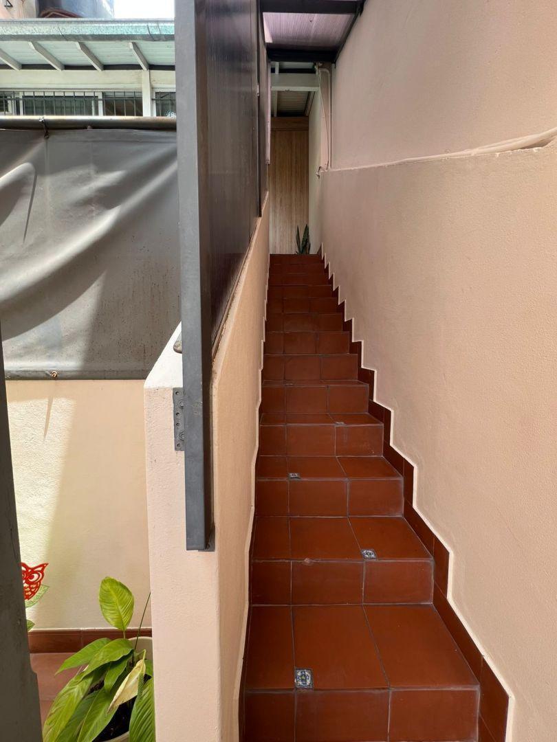 Foto de *HERMOSA CASA PH DE 3 AMB. CON BALCON CORRIDO AL FRENTE Y COCHERA EN, imagen 4