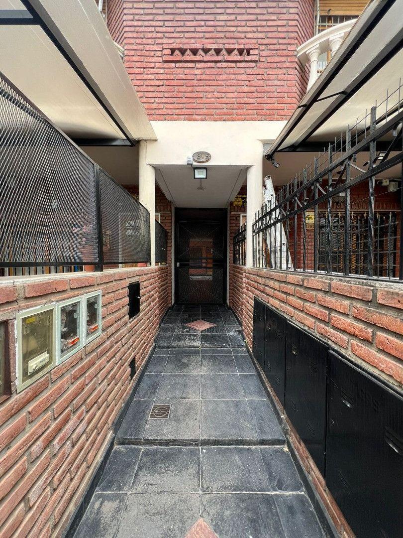 Foto de *HERMOSO DUPLEX DE 2 AMB. Y 1/2 CON PATIO Y LAVADERO, imagen 1