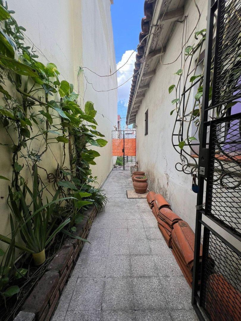 Foto de *CHALET DE 4 AMB.TODO EN PLANTA BAJA *SOBRE LOTE DE 8,66 X 26 *JARDIN, imagen 3