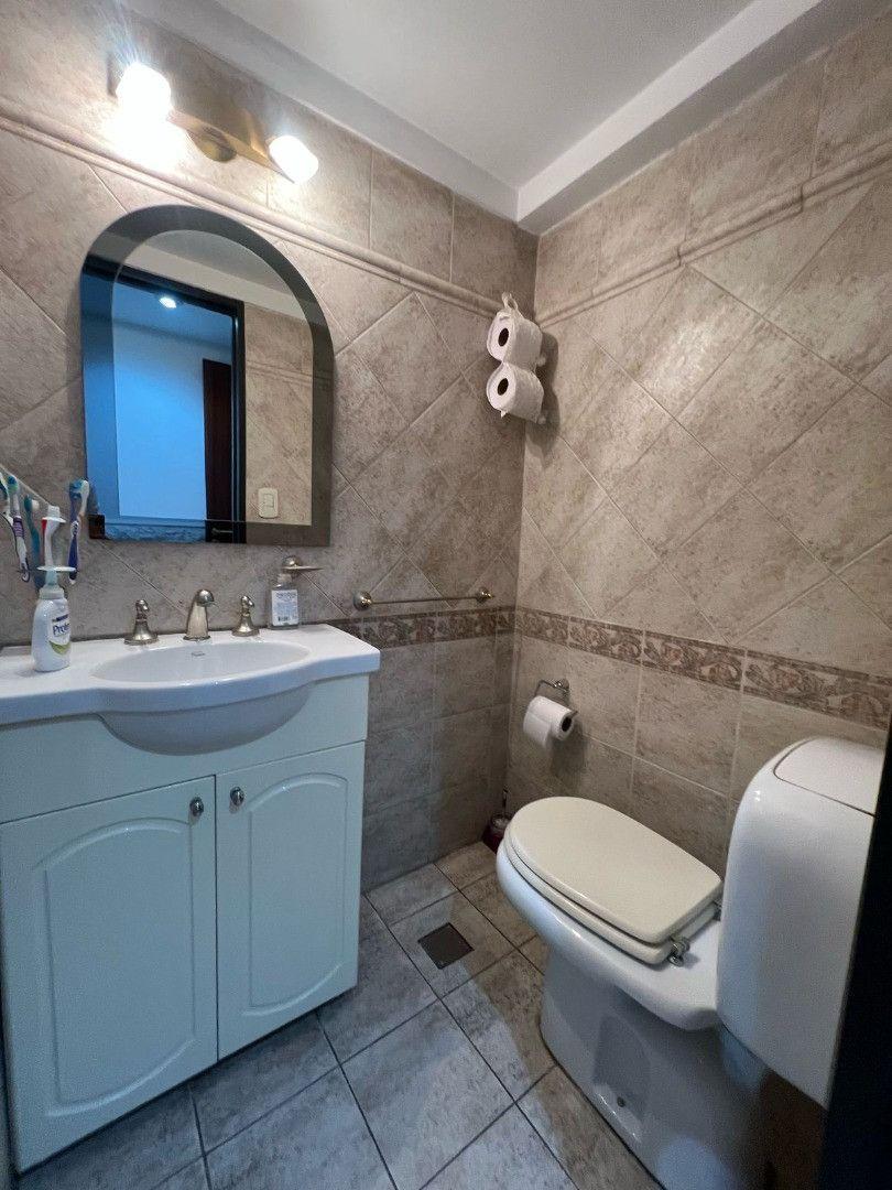 Foto de *MODERNO CHALET DE 6 AMB. EN 2 PLANTAS SOBRE LOTE DE 8,66 X 26, imagen 3
