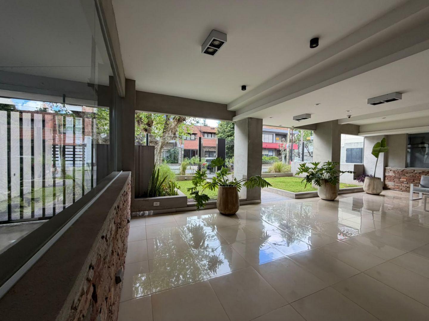 Foto de Departamento 2 ambientes. | Pueyrredón al 300, imagen 1