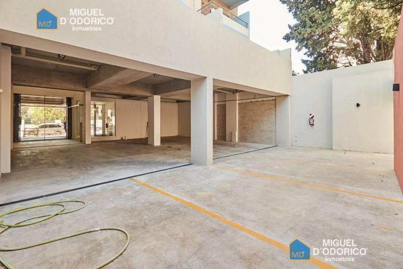 Venta Departamento 3 Ambientes con Cochera en Floresta 2