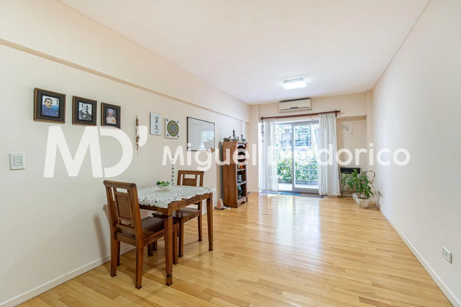 Venta Departamento 3 ambientes con balcón terraza en Caballito