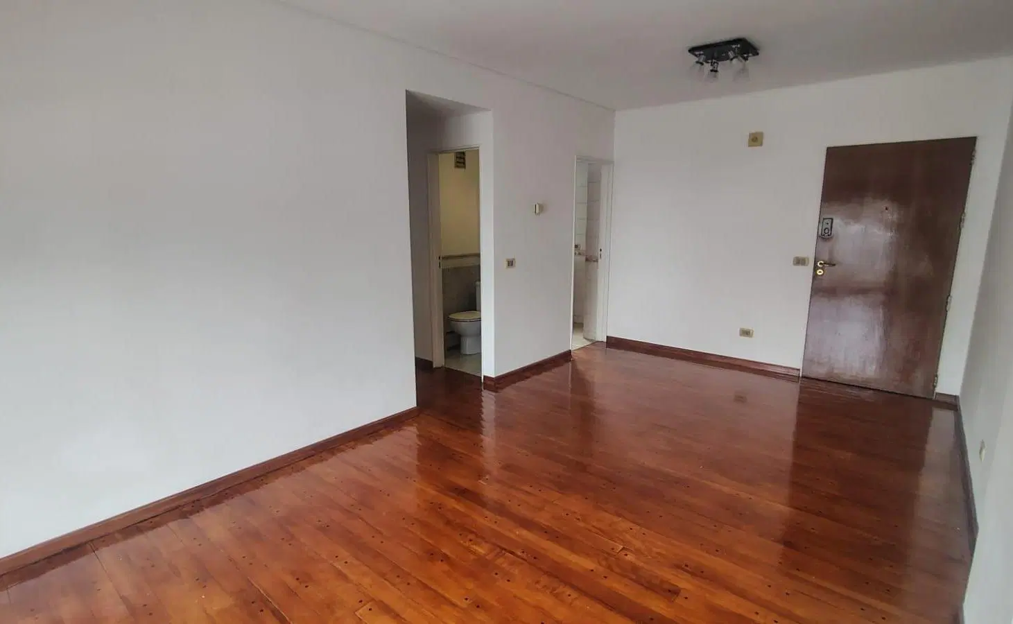 Alquiler Departamento de 3 amientes con cochera 3