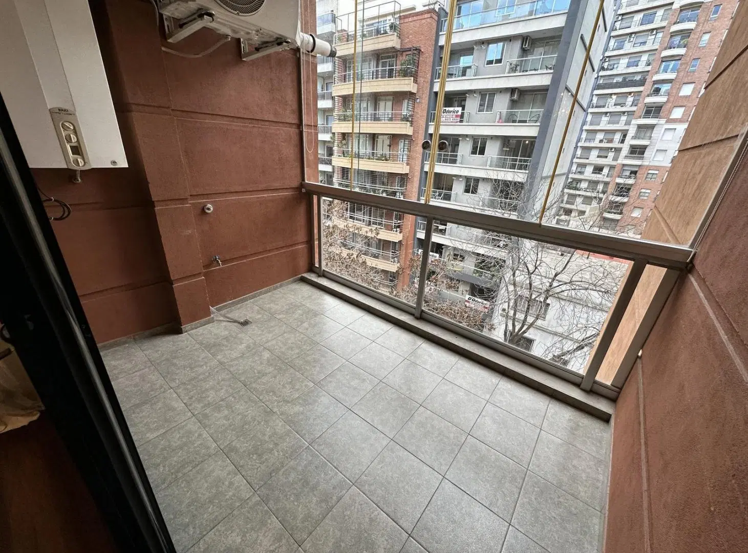 Venta departamento 3 ambientes con cochera en Caballito 3