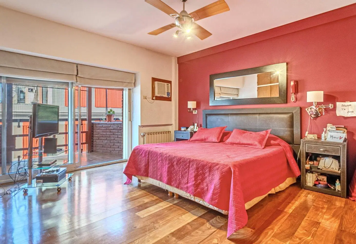 Venta departamento 4 ambientes con 2 cocheras y terraza con quincho 3