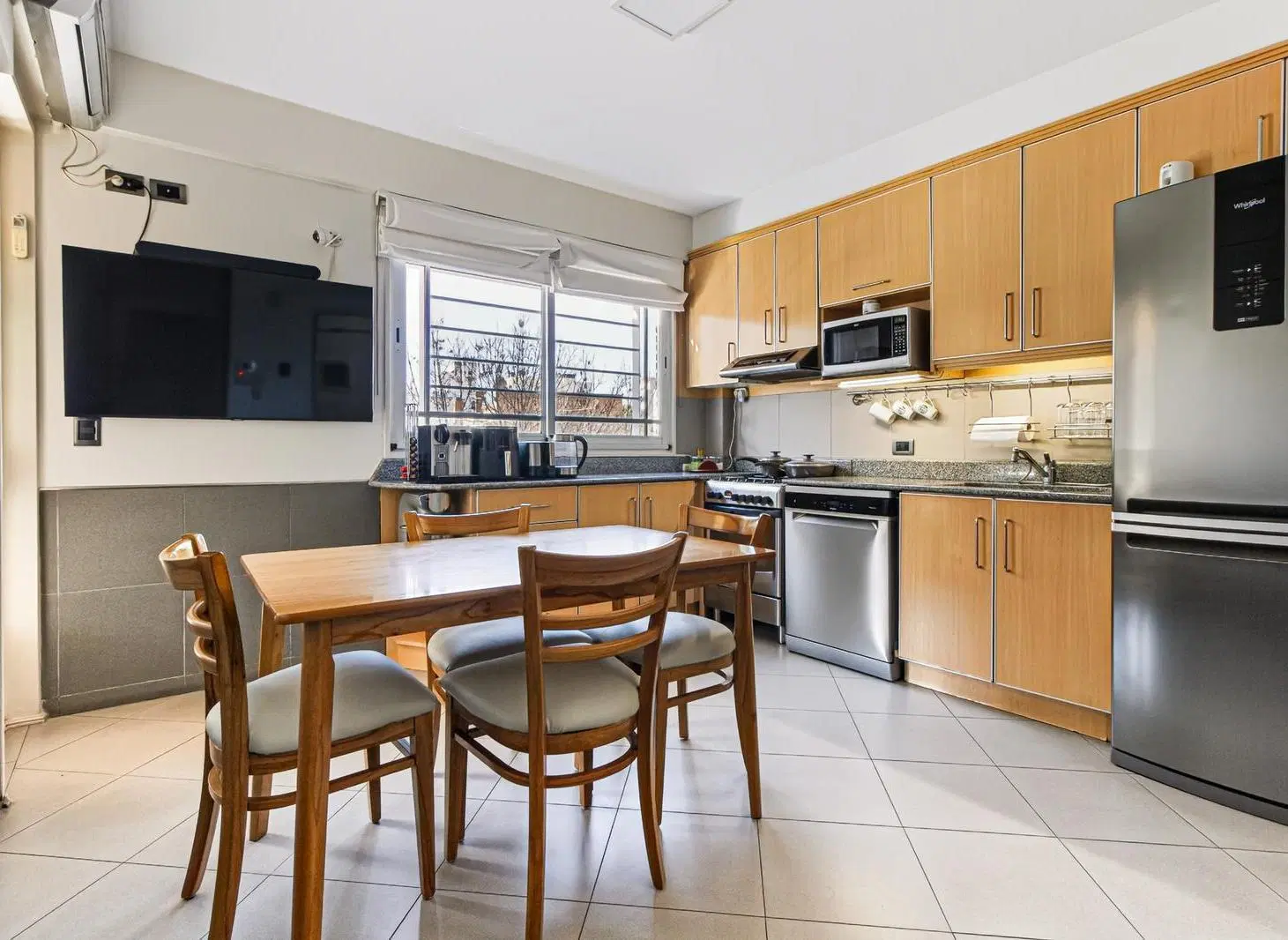 Venta piso de 4 ambientes con cochera en Caballito 4