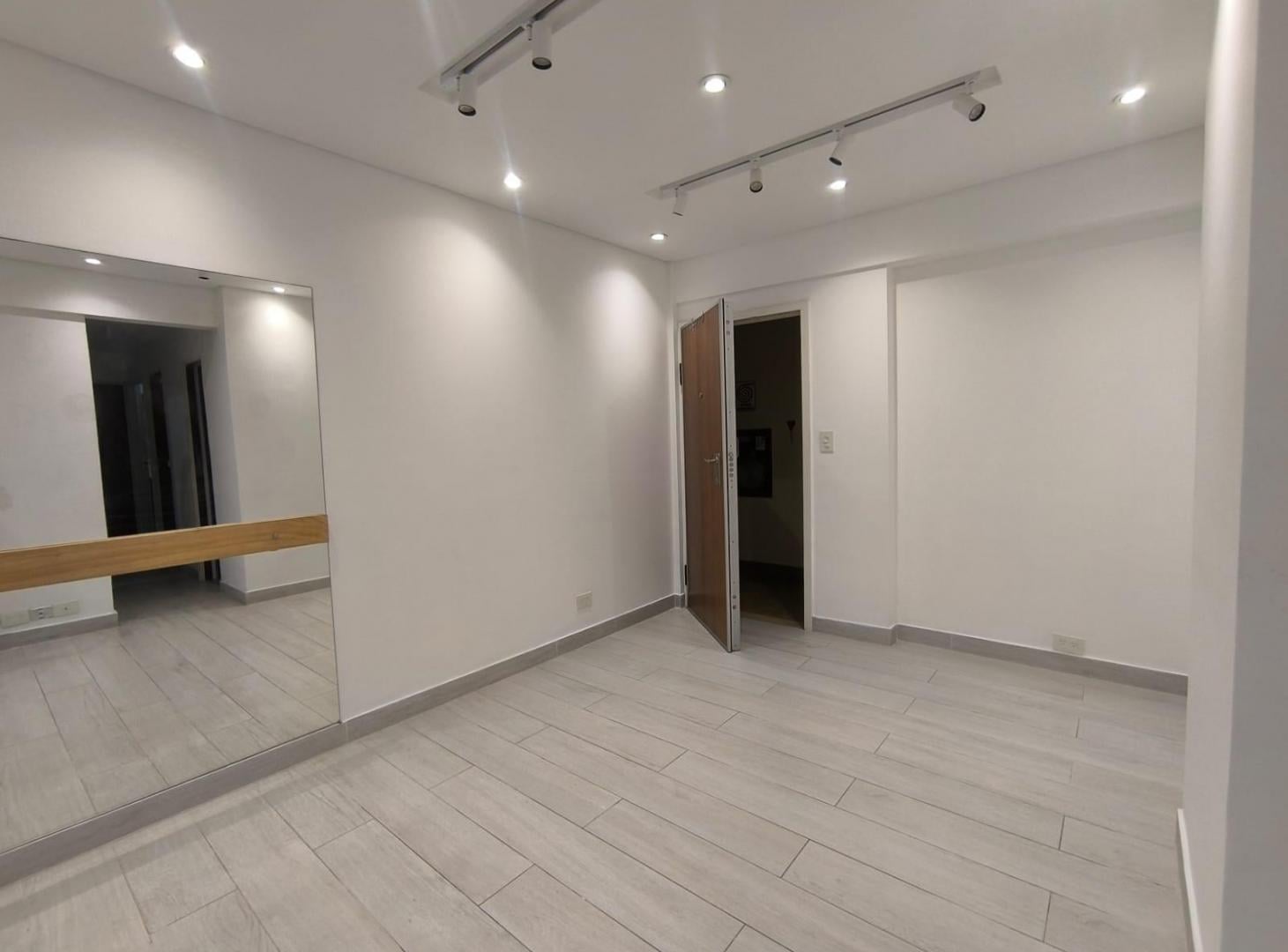 Foto de Alquiler departamento de 3 ambientes, imagen 3