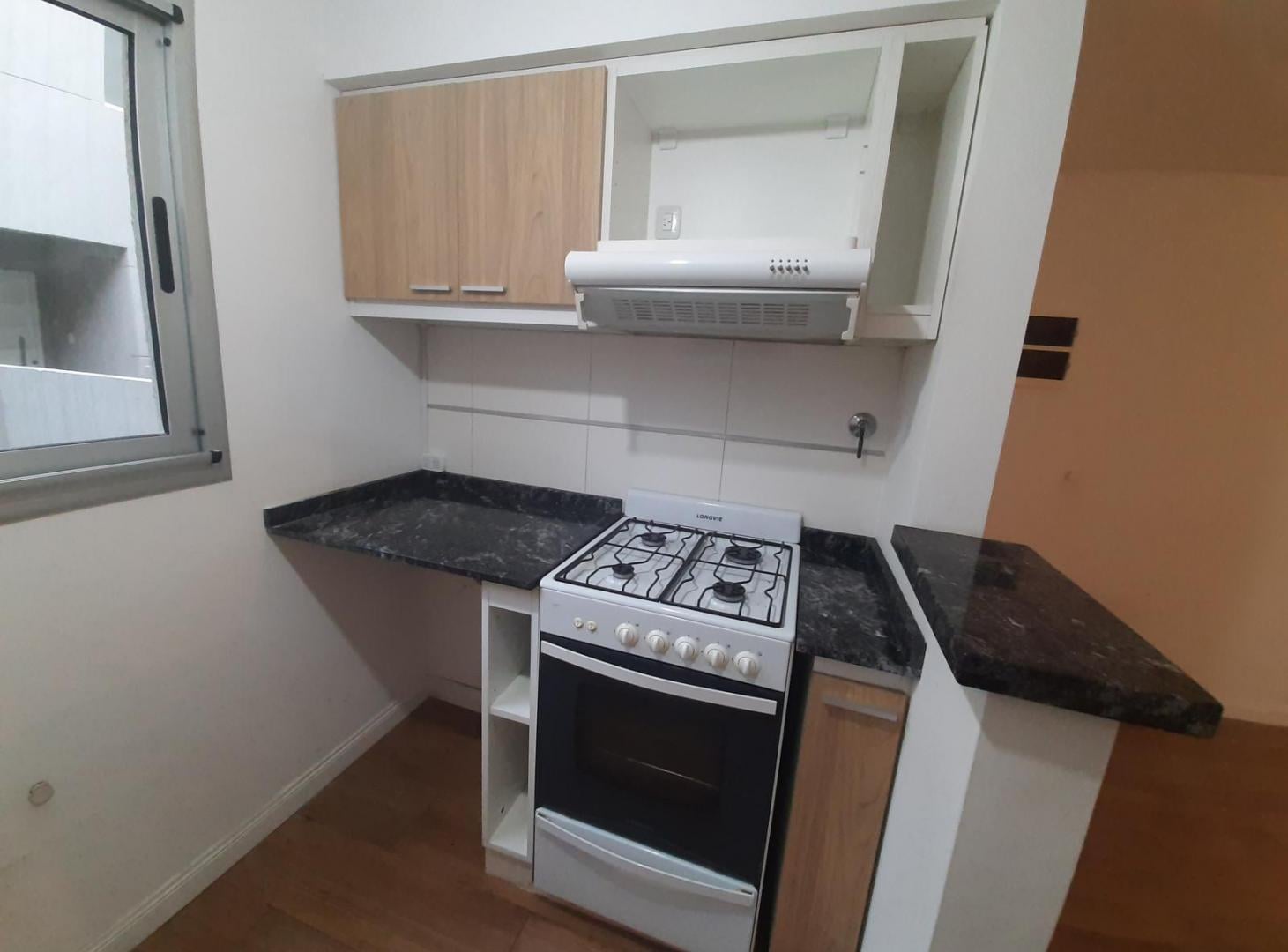 Foto de Alquiler PH 2 ambientes con escritorio en Villa Mitre, imagen 3