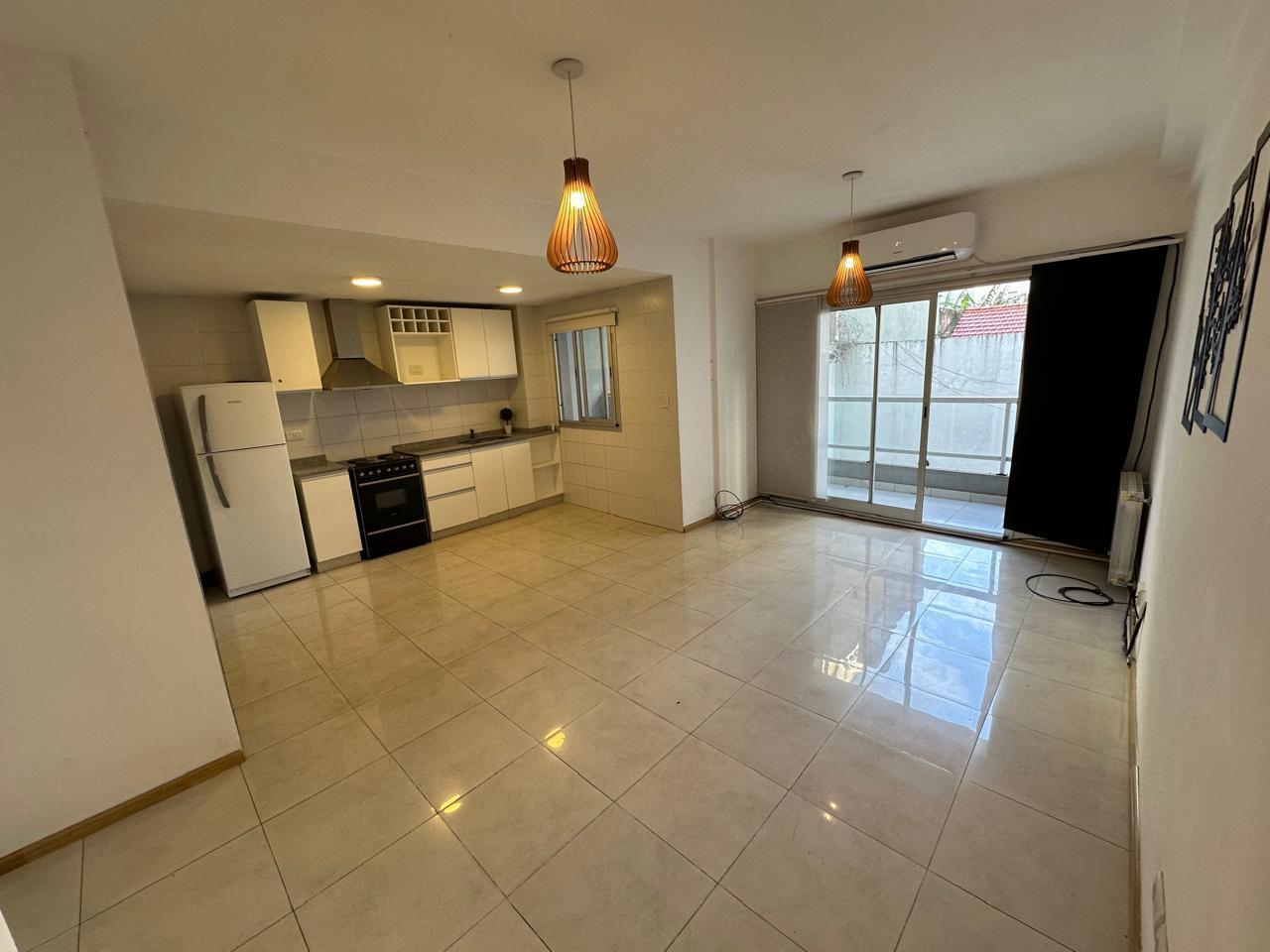 Foto de Alquiler Departamento de 2 ambientes en Parque Chacabuco, imagen 2