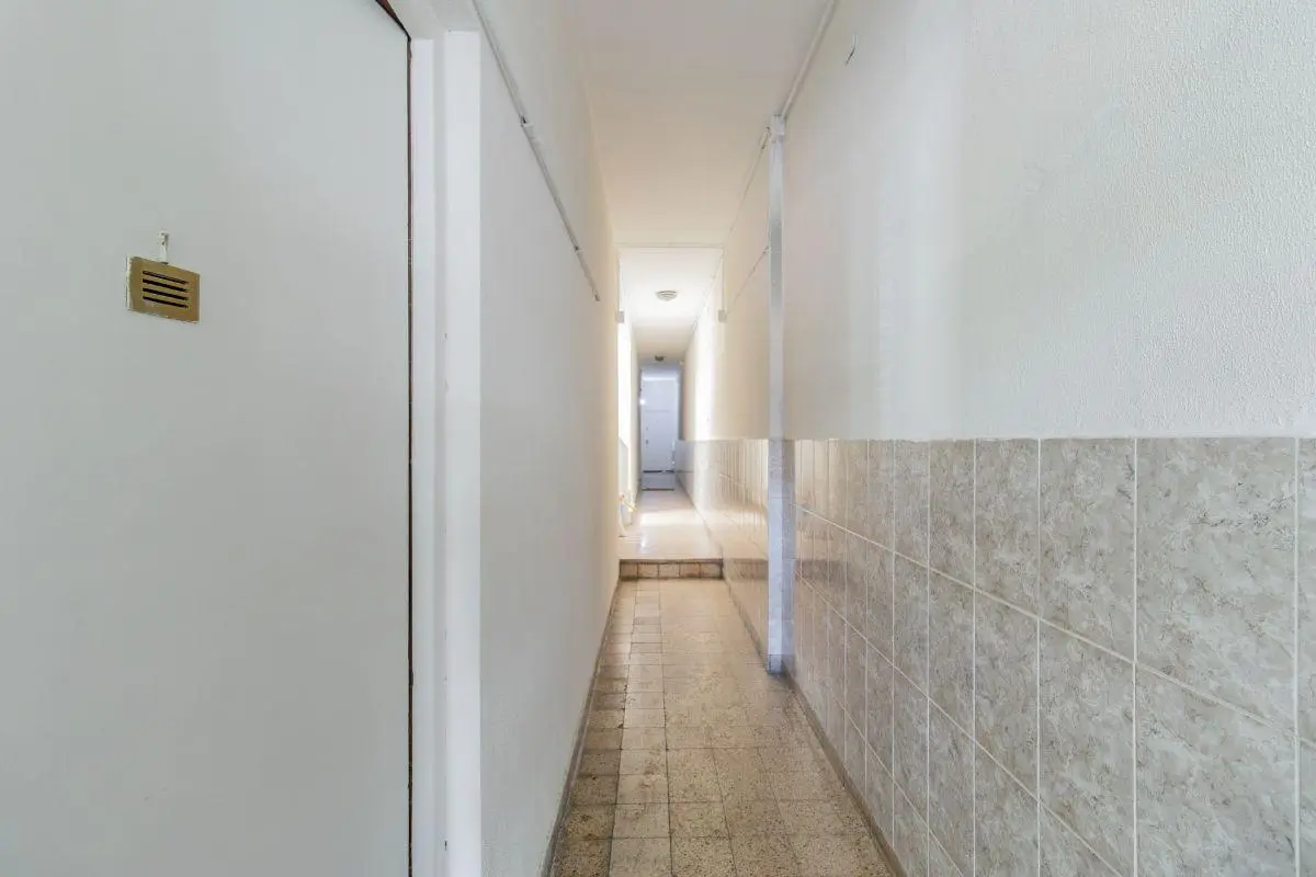 Departamento de 3 Ambientes en venta en Villa Gral. Mitre. 4