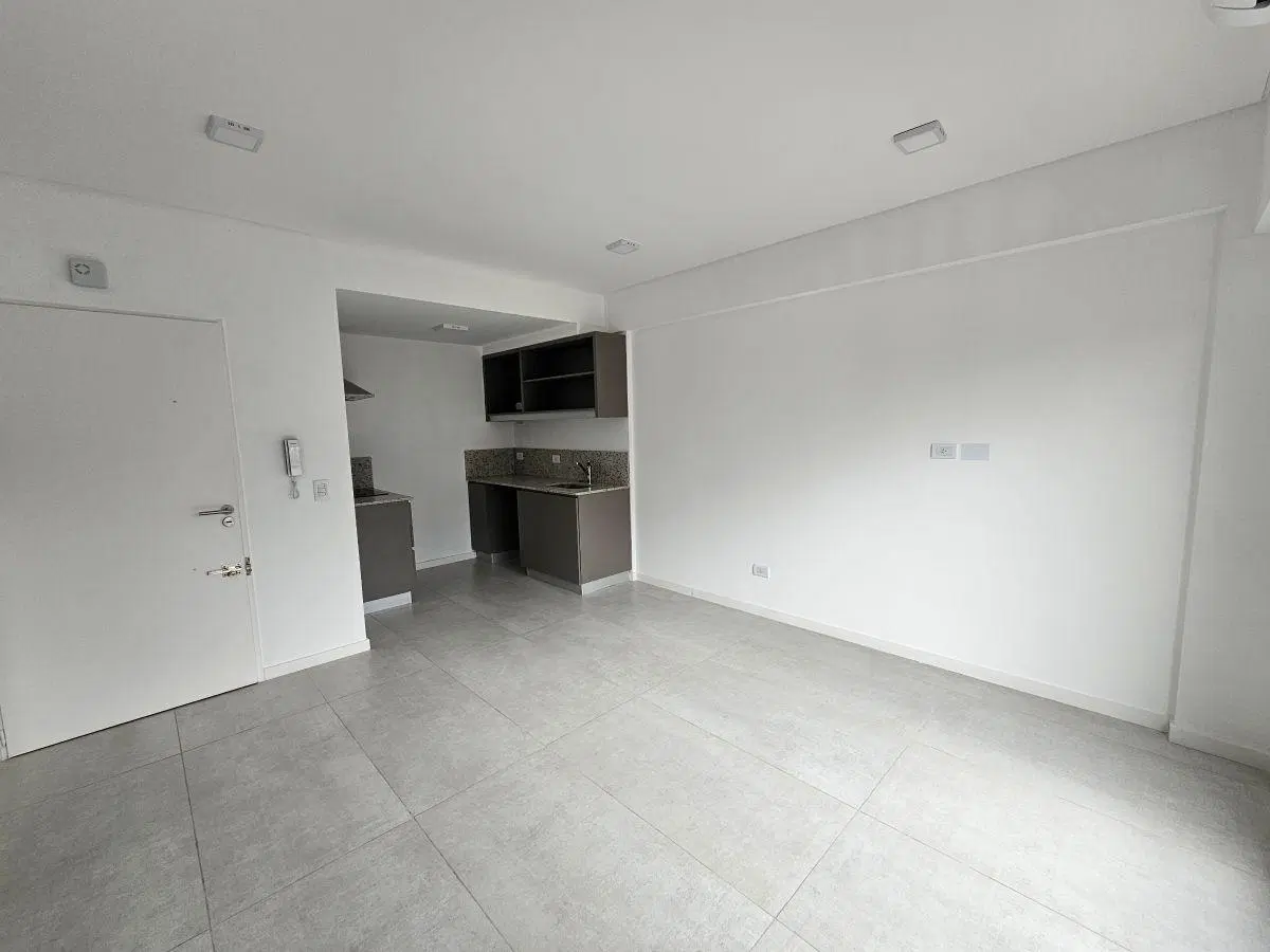 Departamento de 2 Ambientes a Estrenar en Alquiler con Balcón Terraza. Flores 3