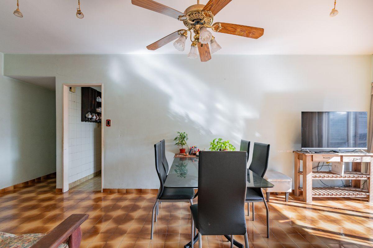 Foto de Departamento de 3 Ambientes en Venta con Balcón. Flores, imagen 5