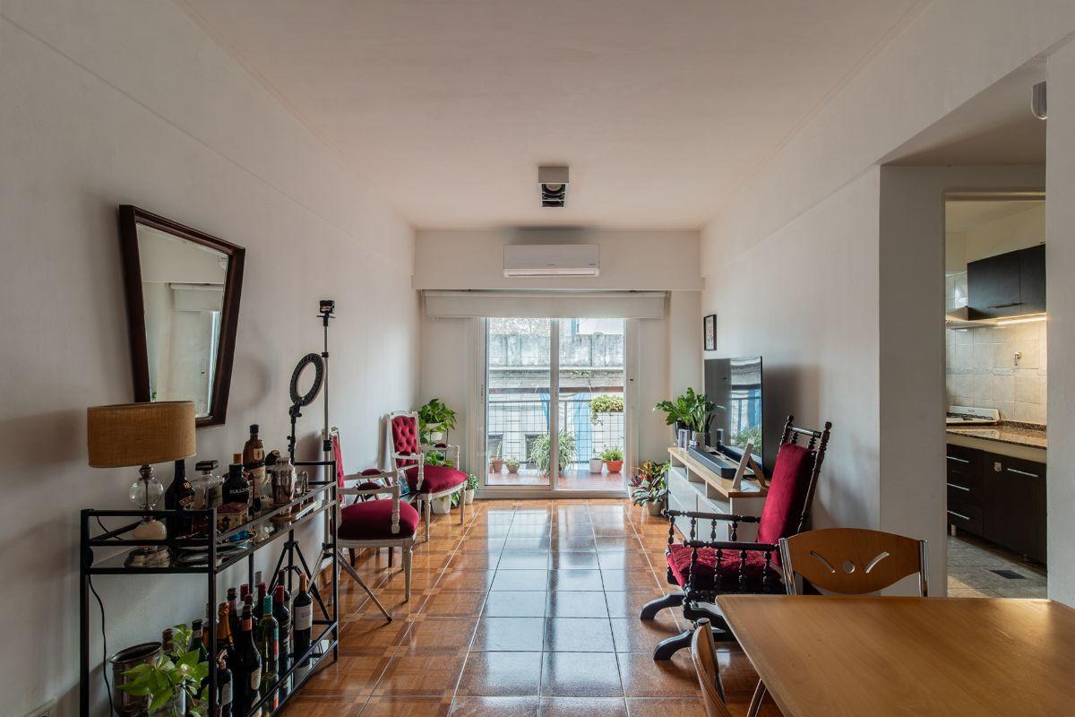 Foto de Departamento de 3 Ambientes en Venta con Balcón. Flores, imagen 1