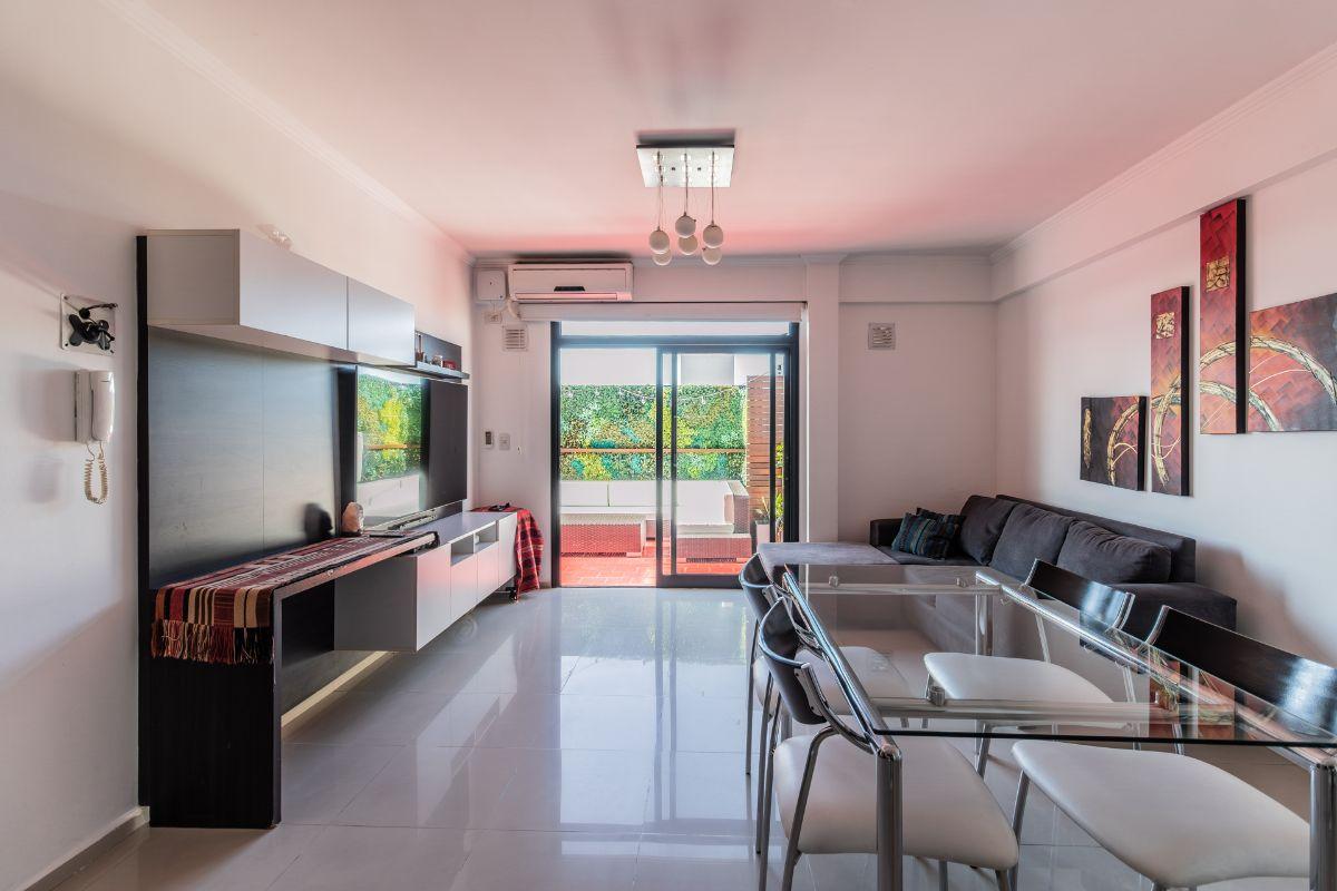 Foto de Departamento en Venta con Balcón Terraza y Cochera. Villa del Parque, imagen 3