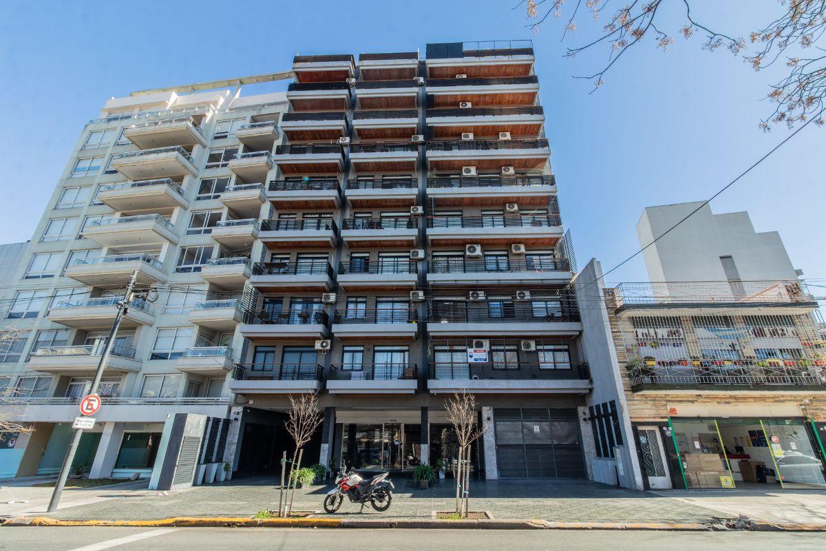 Foto de Departamento en Venta con Balcón Terraza y Cochera. Villa del Parque, imagen 1