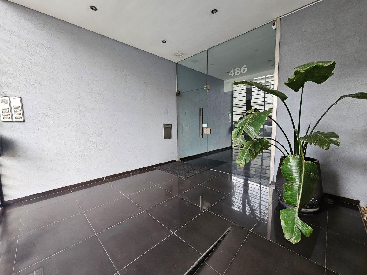 Foto de Departamento de 2 Ambientes con Balcon en Alquiler. Flores, imagen 4