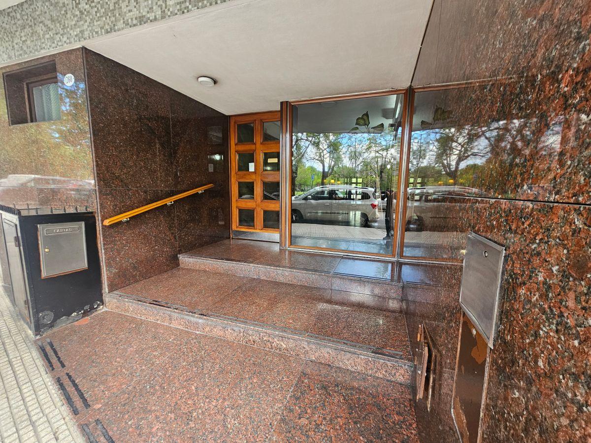 Foto de Departamento de 3 Ambientes con Balcon en Alquiler. Caballito, imagen 2