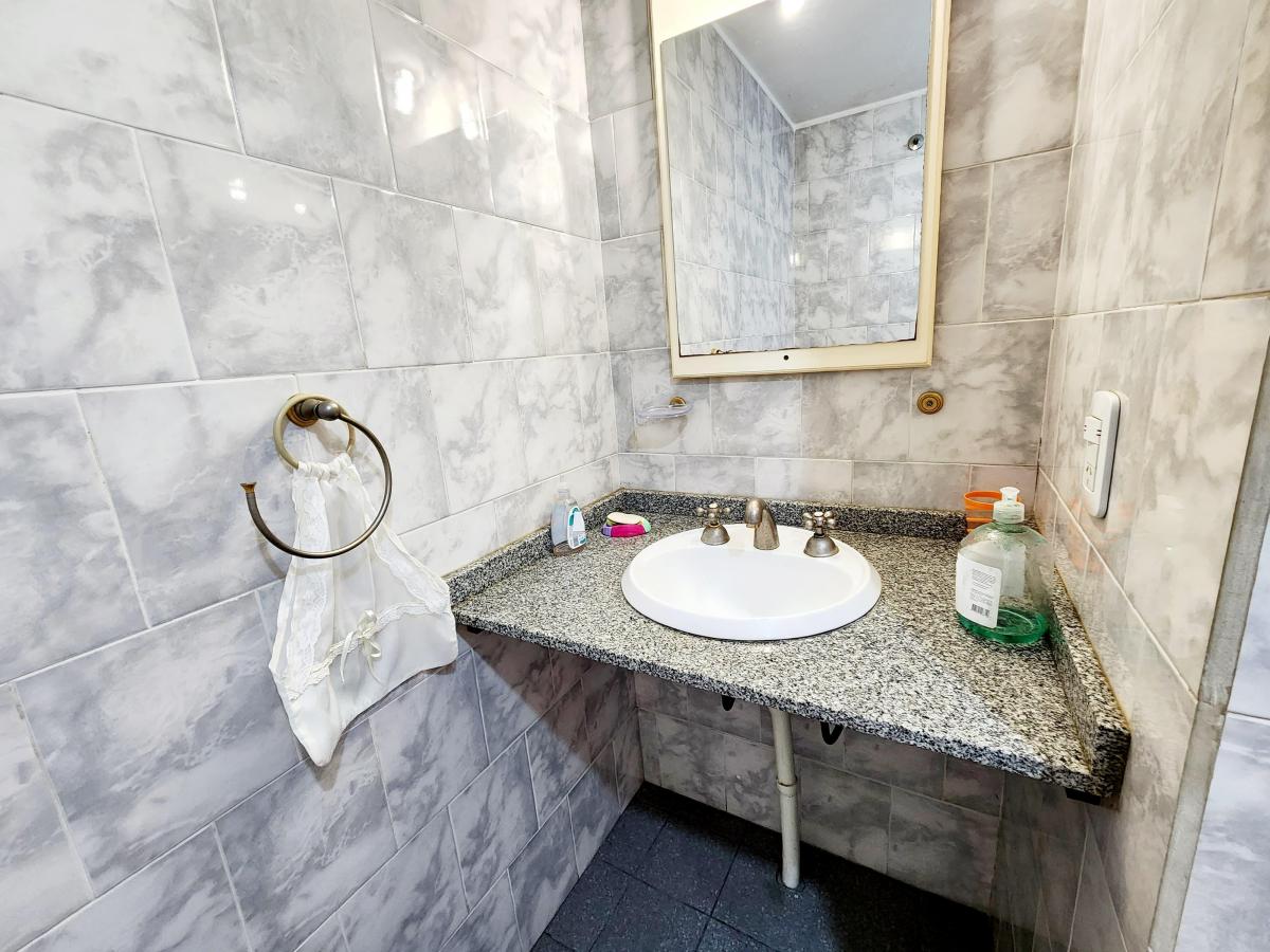 Venta: Departamento - 3 Dorm. 2 Baños - Pileta Cochera - Villa Carlos Paz 3