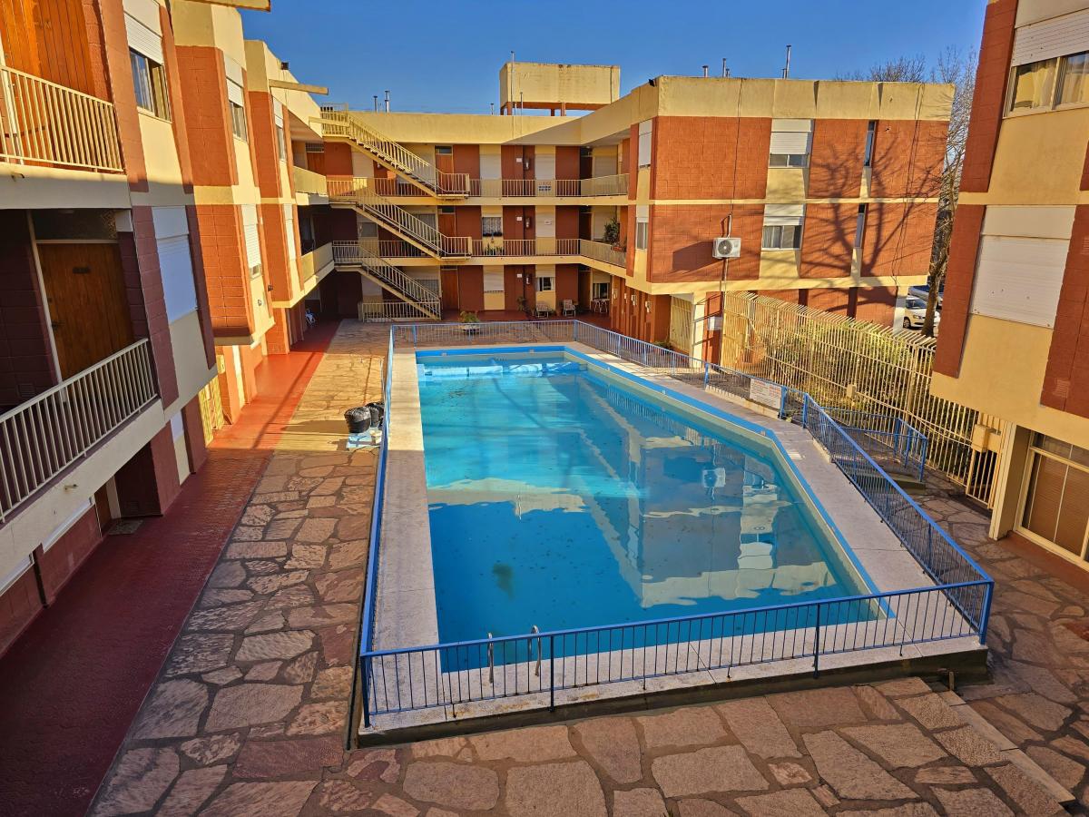 Venta: Departamento - 3 Dorm. - Pileta y Cochera - Centro - Carlos Paz 4