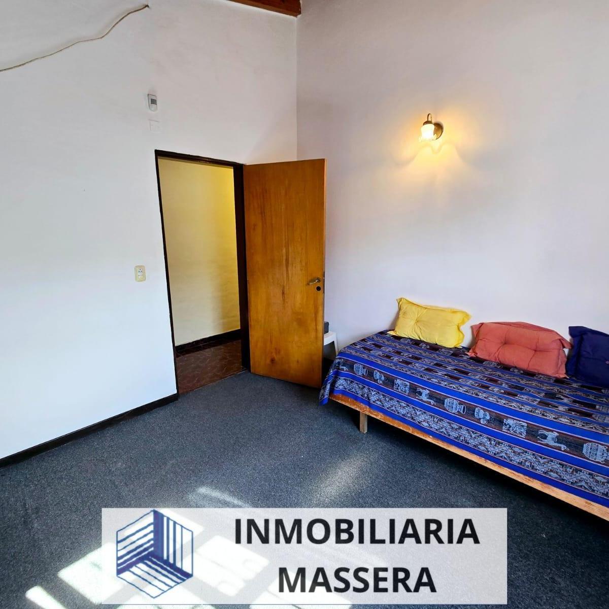 Venta: Casa - 3 Dorm. 2 Baños - Patio - Zona Balneario - Villa Carlos Paz 3