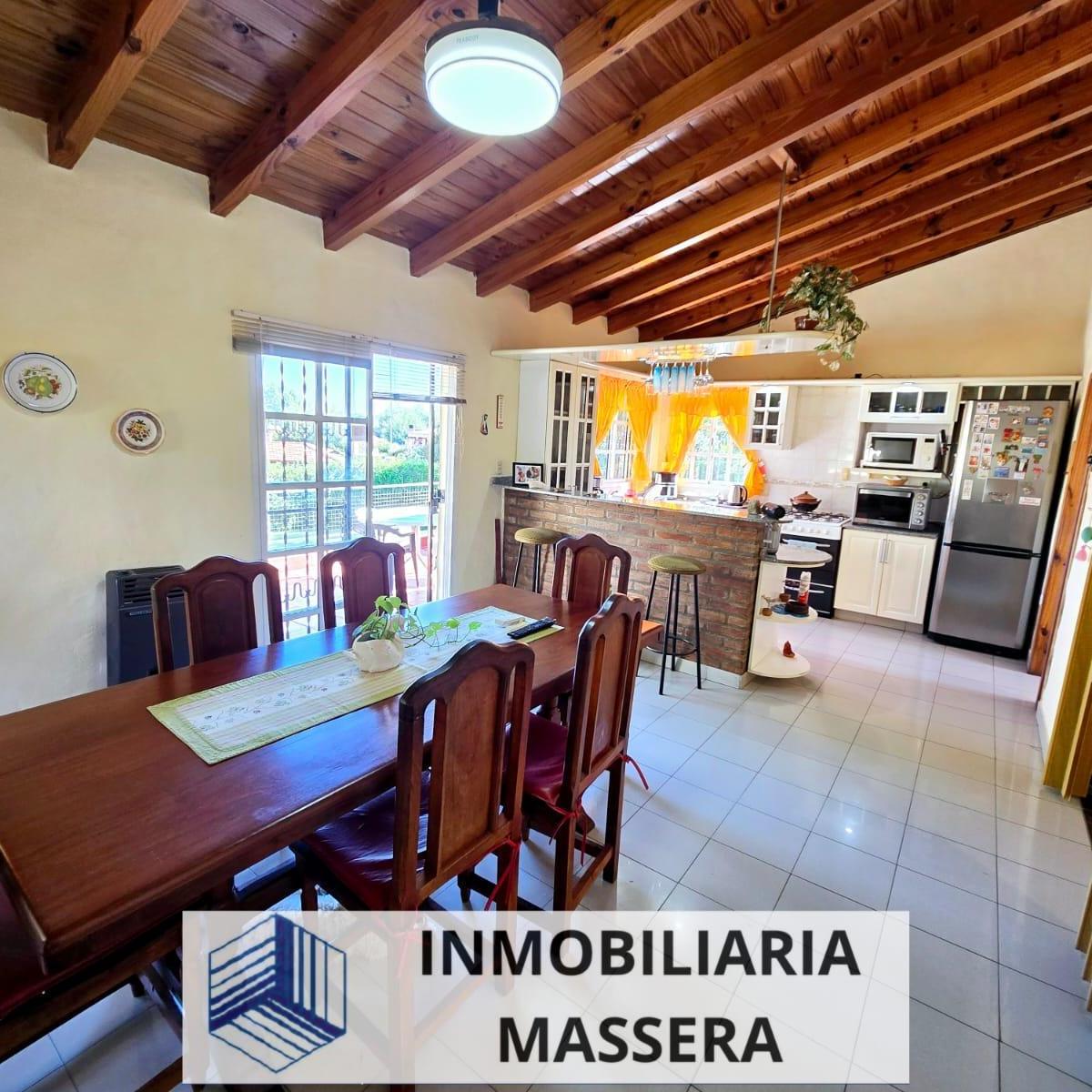 Venta: Casa - 3 Dorm. 2 Baños - Patio - Zona Balneario - Villa Carlos Paz 4