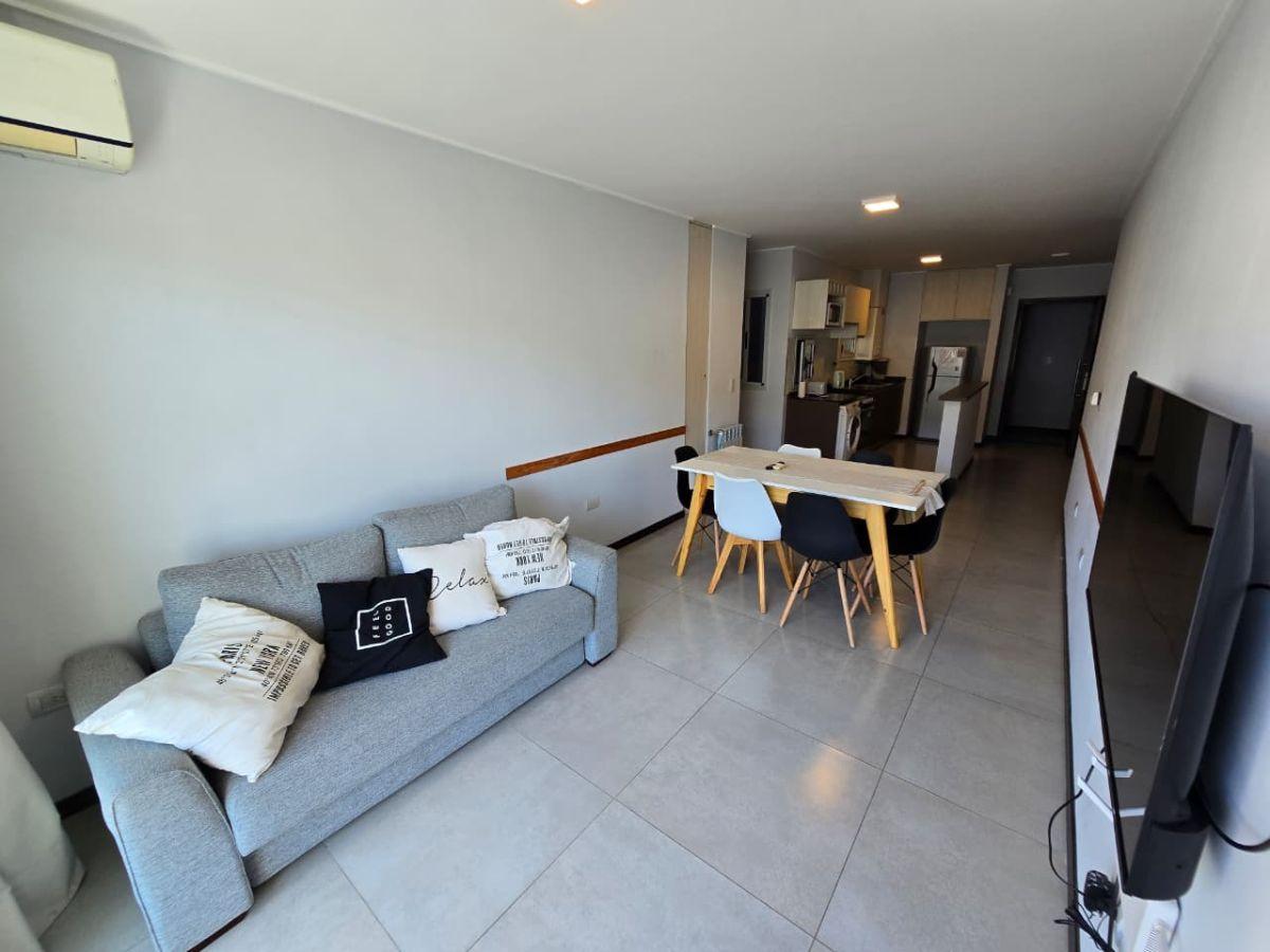 Venta: Departamento - 2 dormitorios con balcón, 2 baños - Pileta, SUM - Centro - Villa Carlos Paz