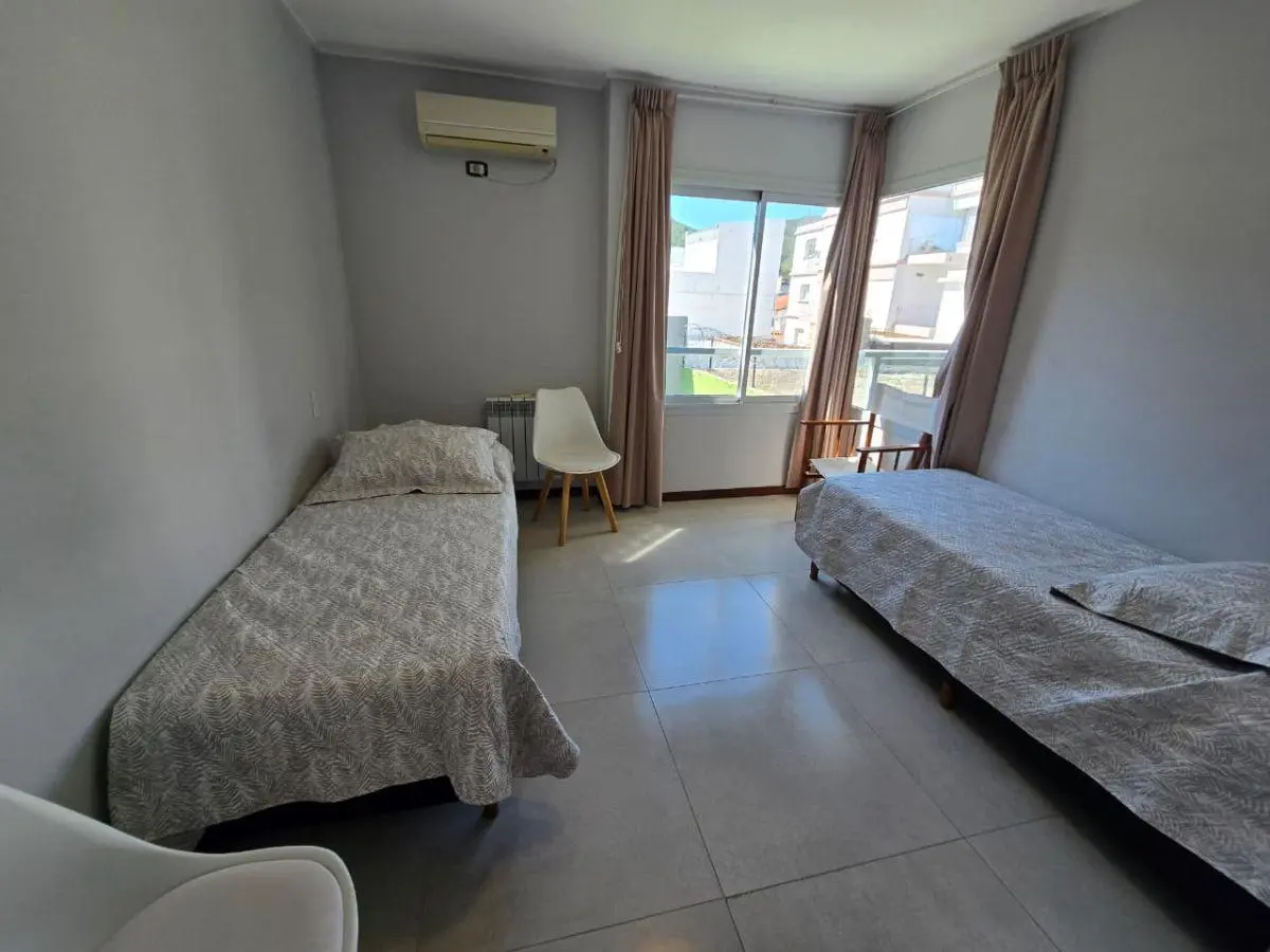 Venta: Departamento - 2 dormitorios con balcón, 2 baños - Pileta, SUM - Centro - Villa Carlos Paz 3