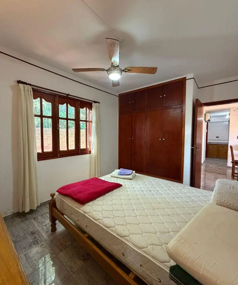Venta: Casa - 3 dormitorios -pileta, quincho, patio - Sol y Lago - Carlos Paz 2