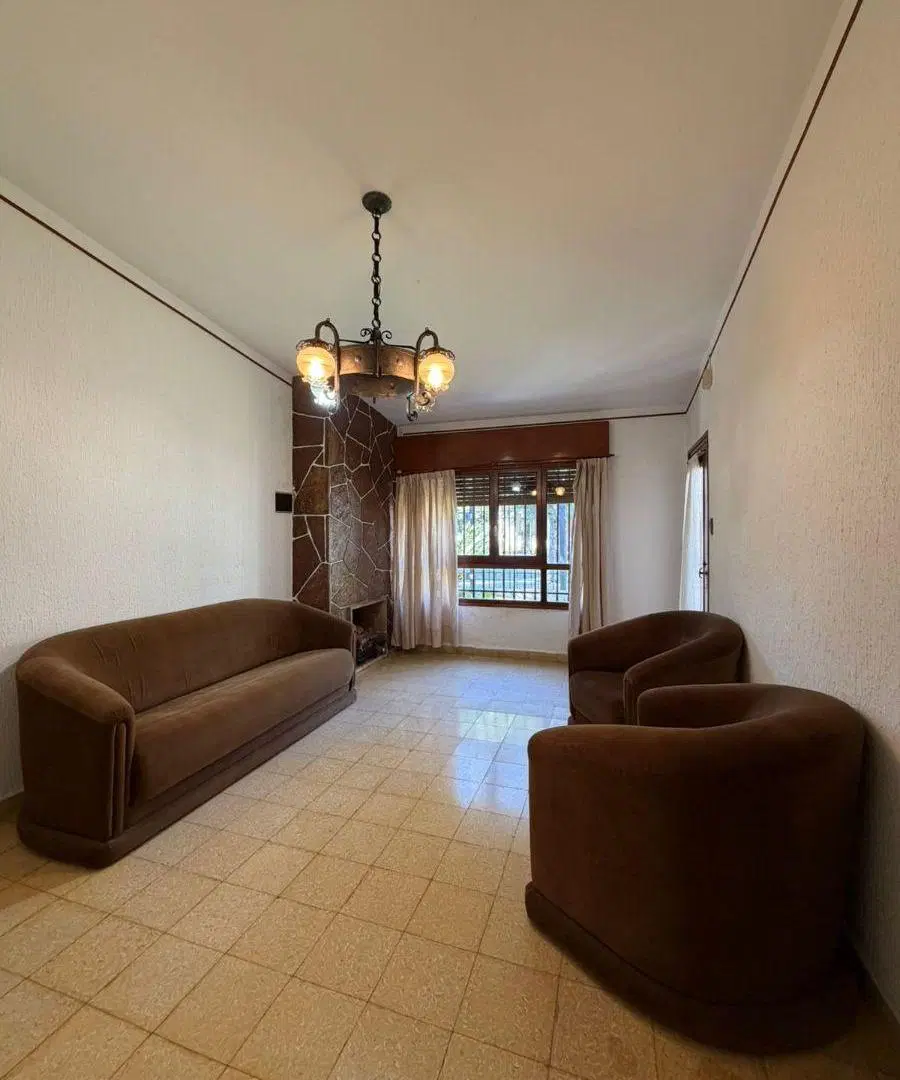 Venta: Casa - 3 dormitorios -pileta, quincho, patio - Sol y Lago - Carlos Paz 1
