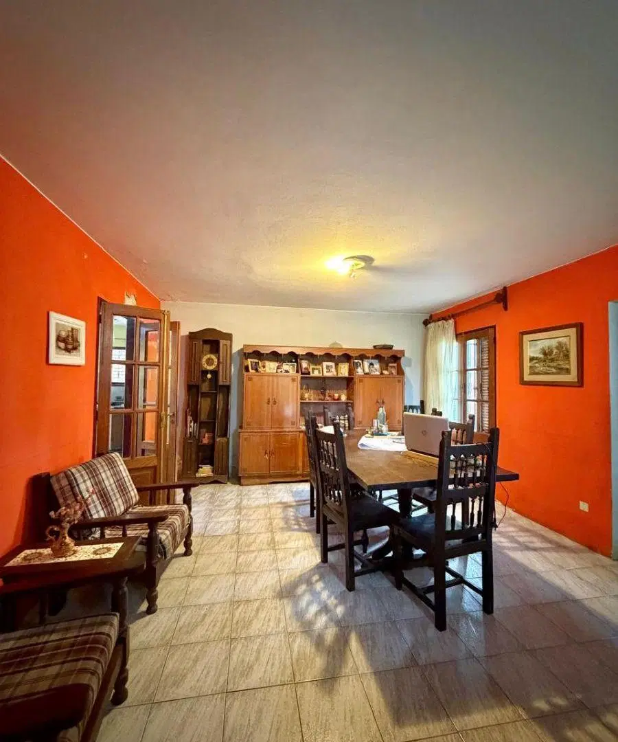 Venta: Casa - 4 Dormitorios - 4 Baños - Quincho, Cochera - José Muñoz - Carlos Paz 2