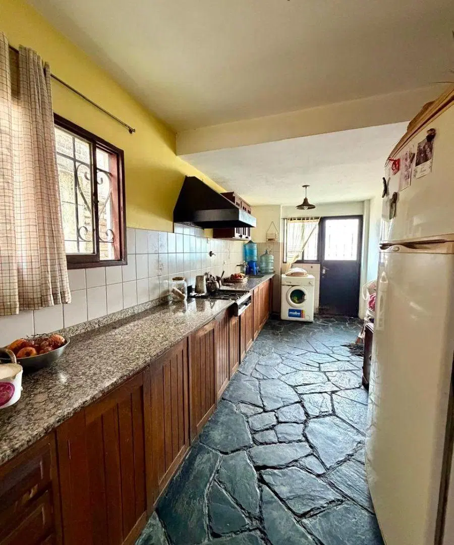 Venta: Casa - 4 Dormitorios - 4 Baños - Quincho, Cochera - José Muñoz - Carlos Paz 3
