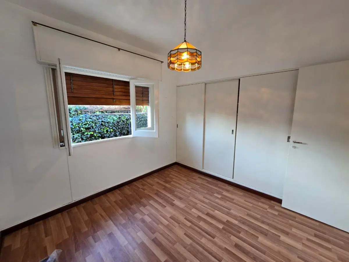Venta: Casa - 4 dormitorios 4 baños - Patio, quincho - José Muñoz - Carlos Paz 3