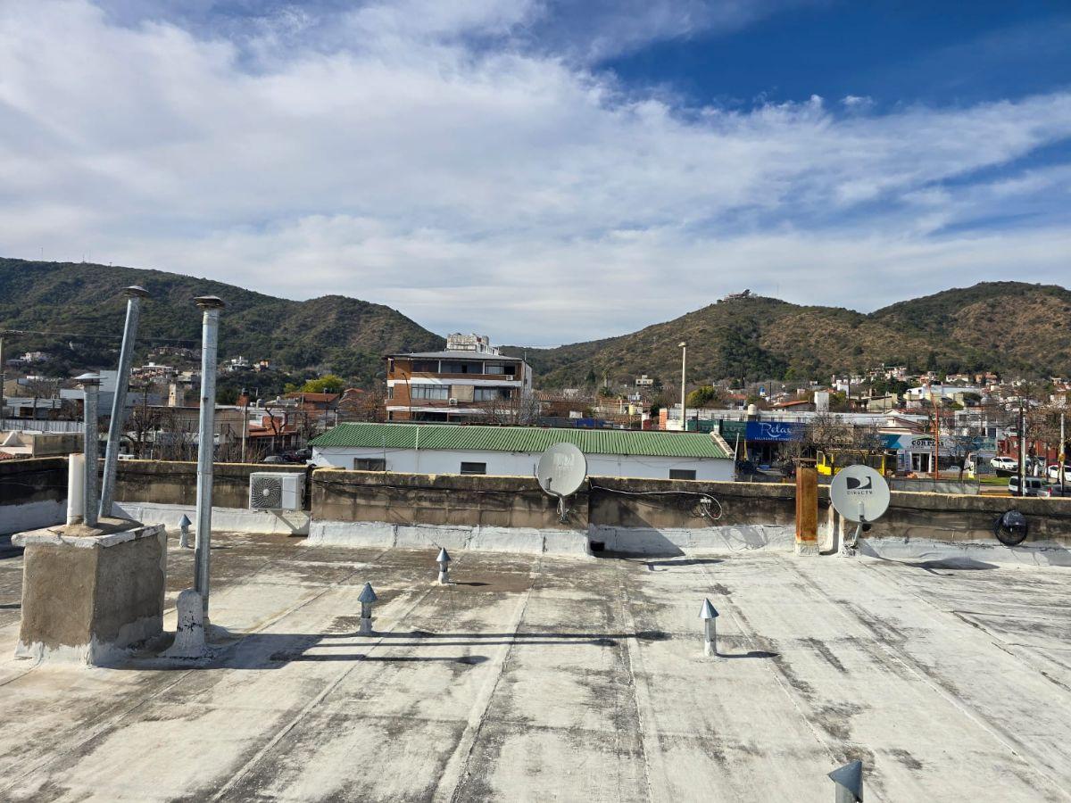 Foto de Venta: Departamento - 2 dormitorios - pileta, terraza y cochera, imagen 1