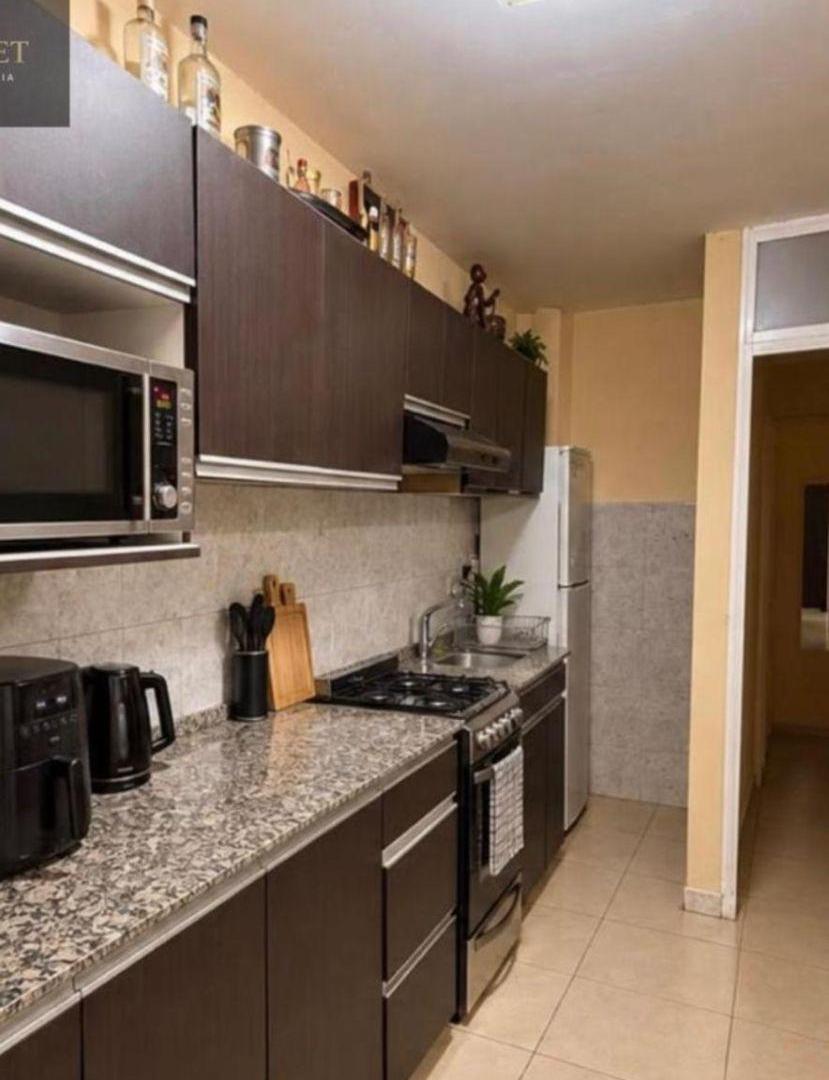 Foto de Venta: Departamento - 2 dormitorios - Patio, cochera, terraza - Centro, imagen 2